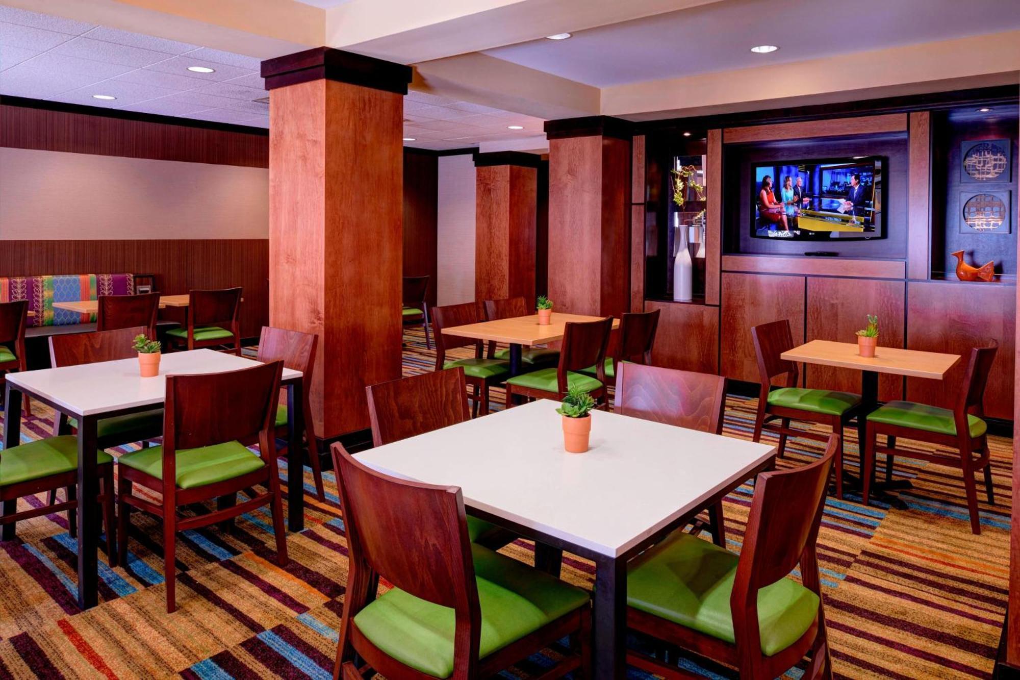 Fairfield Inn And Suites New Buffalo Ngoại thất bức ảnh